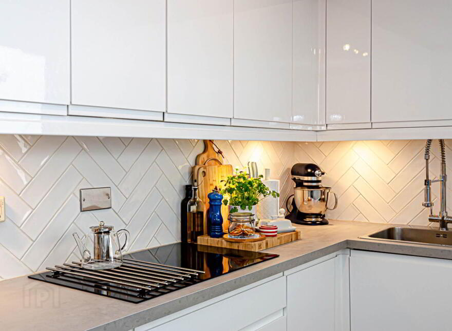 81 Killowen Street, Woodstock Road, Belfast, BT6 8NG