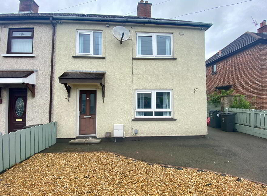 17 Bridewell Drive, Carrickfergus, BT38 8LU photo