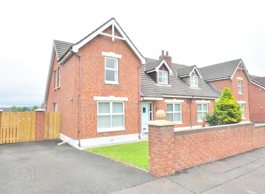 32 Mayfield Walk, Newtownabbey, BT36 7WR photo