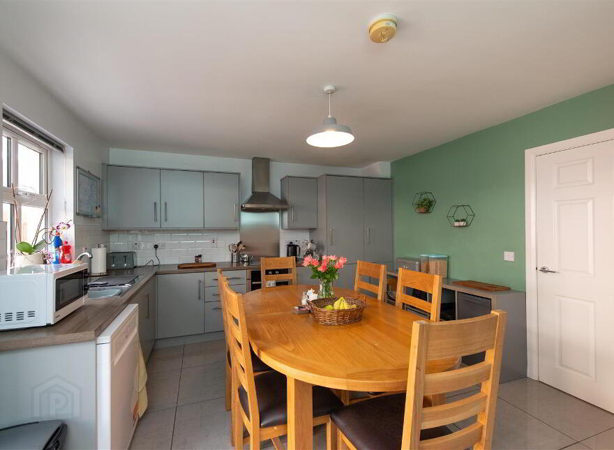 9 Riverview Heights, Ballynahinch, BT24 8US