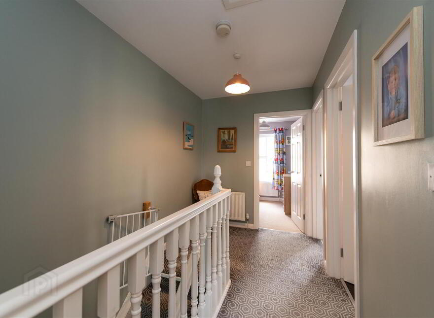 9 Riverview Heights, Ballynahinch, BT24 8US