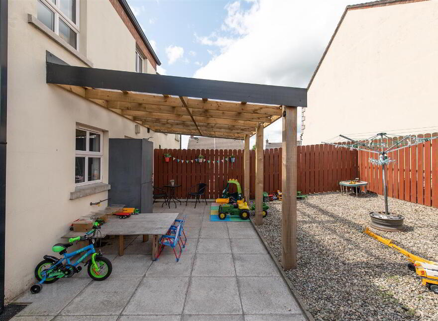 9 Riverview Heights, Ballynahinch, BT24 8US