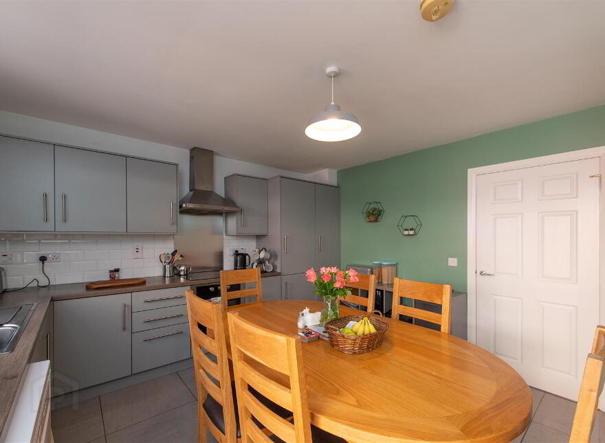 9 Riverview Heights, Ballynahinch, BT24 8US