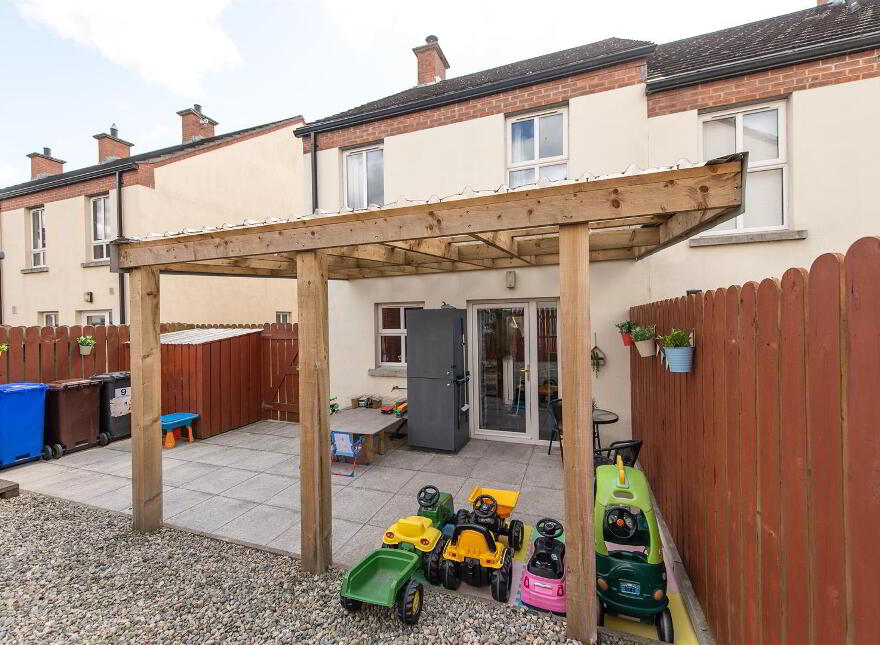 9 Riverview Heights, Ballynahinch, BT24 8US