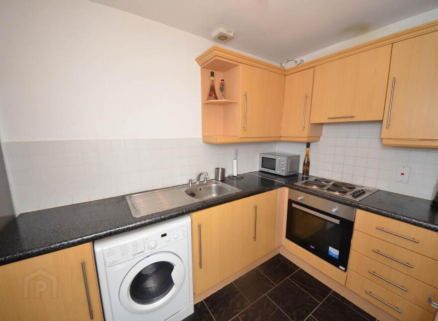 5 Boroimhe Elms, Swords, K67F982