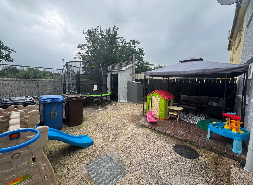 6 St Columbs Park, Garvagh, BT51 5DU