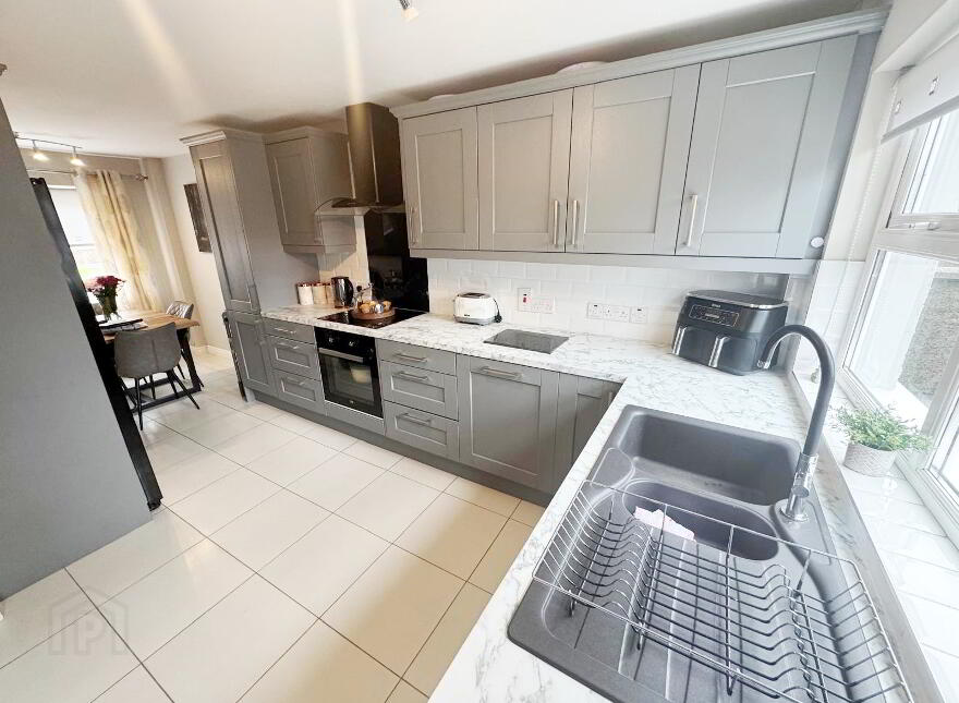 6 St Columbs Park, Garvagh, BT51 5DU