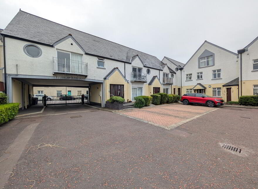 Shimnacarra, Vlentia Place, Newcastle, BT33 0EP