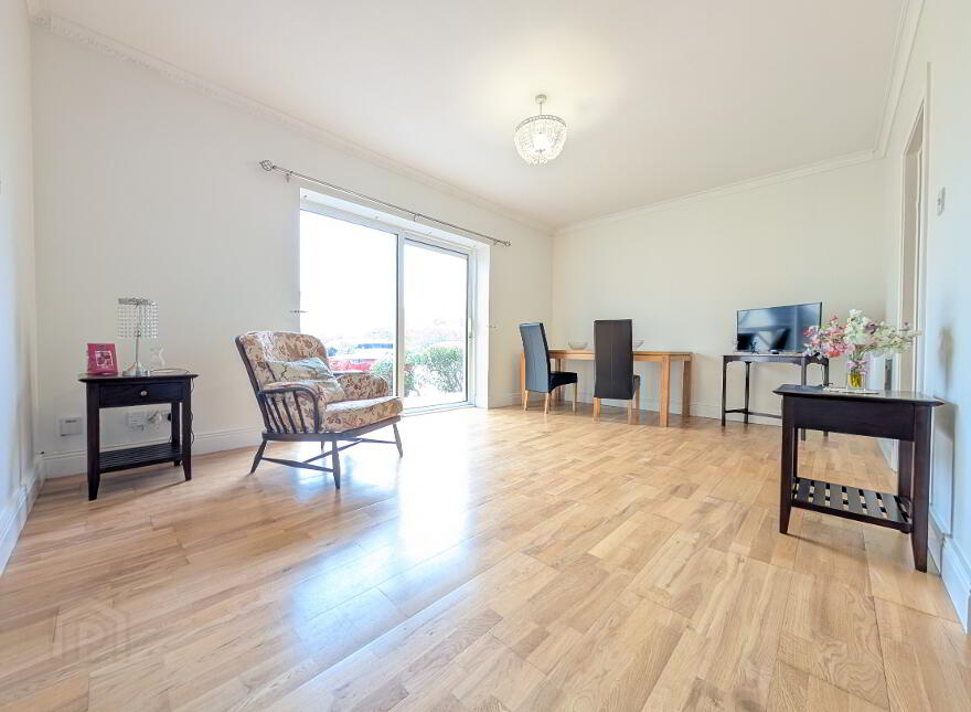 Shimnacarra, Vlentia Place, Newcastle, BT33 0EP