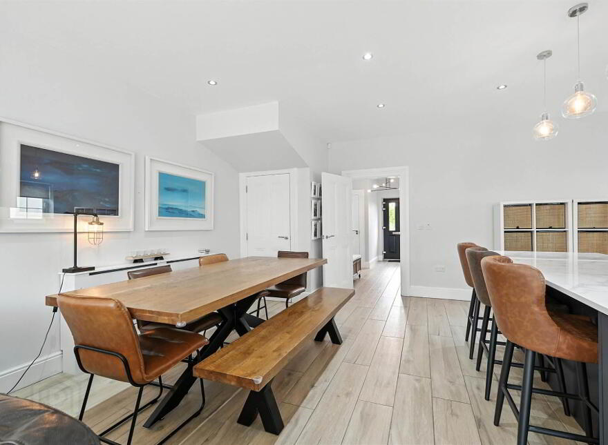 16 Fairfields Manor, Lisburn, BT28 3WA