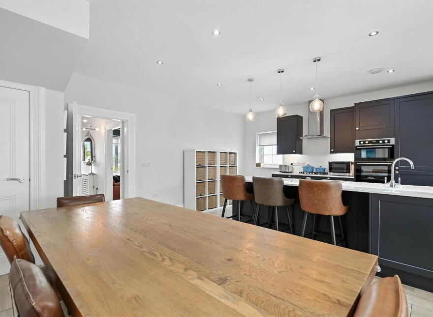 16 Fairfields Manor, Lisburn, BT28 3WA