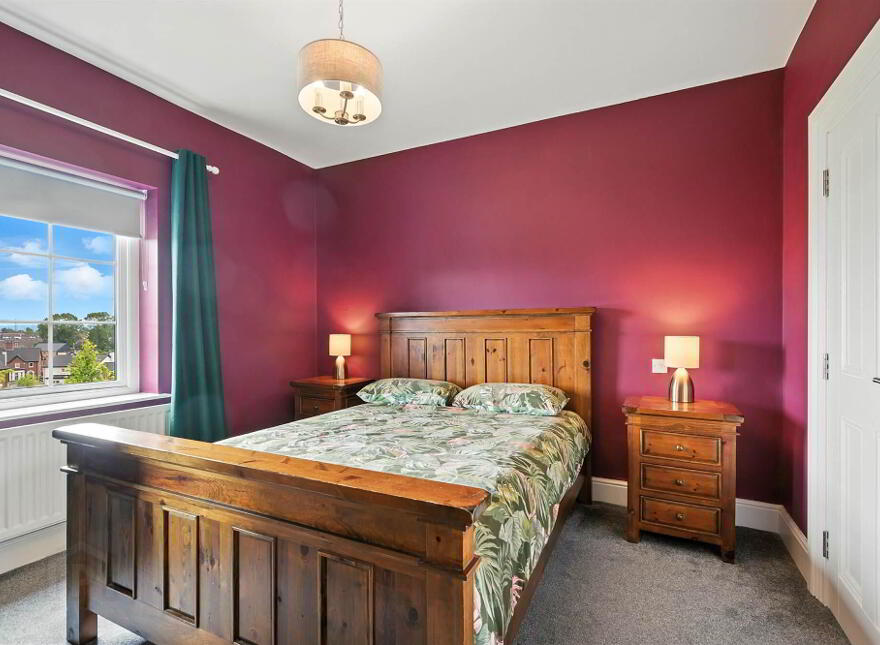 16 Fairfields Manor, Lisburn, BT28 3WA