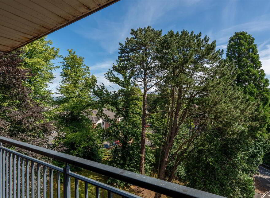 Apartment 29 Luna Building, Redwood Court, Dunmurry, Belfast, BT17 9FP