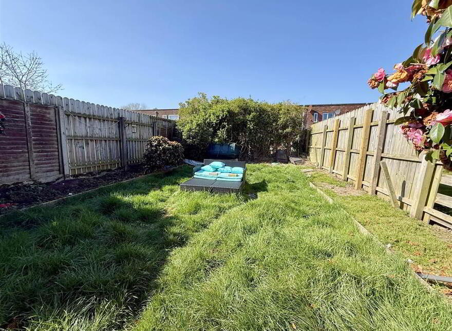 14 Drumragh End, Cregagh, Belfast, BT6 0EB