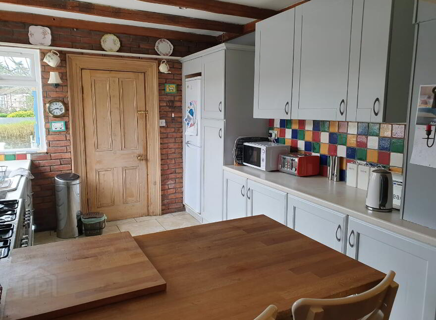 33 Lansdowne Road, Belfast, BT15 4AA