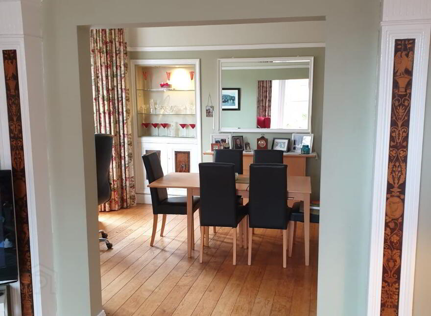 33 Lansdowne Road, Belfast, BT15 4AA