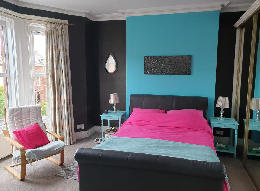 33 Lansdowne Road, Belfast, BT15 4AA