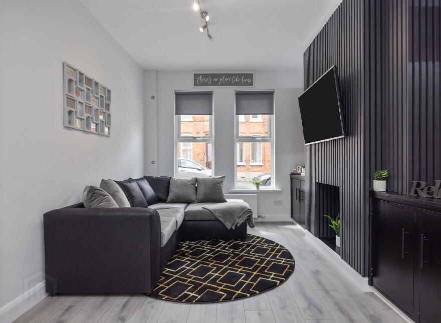 68 London Street, Belfast, BT6 8EN