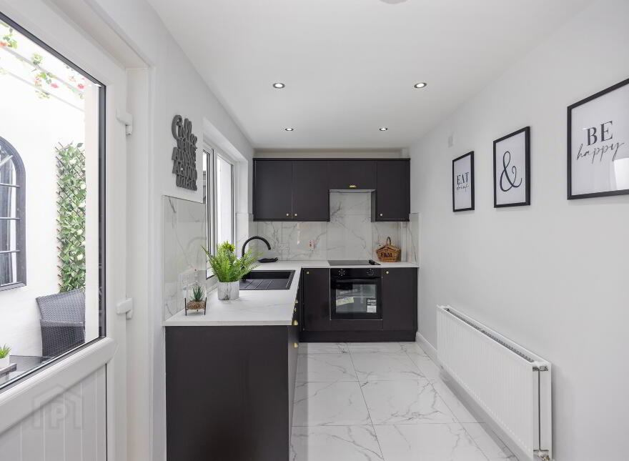 68 London Street, Belfast, BT6 8EN
