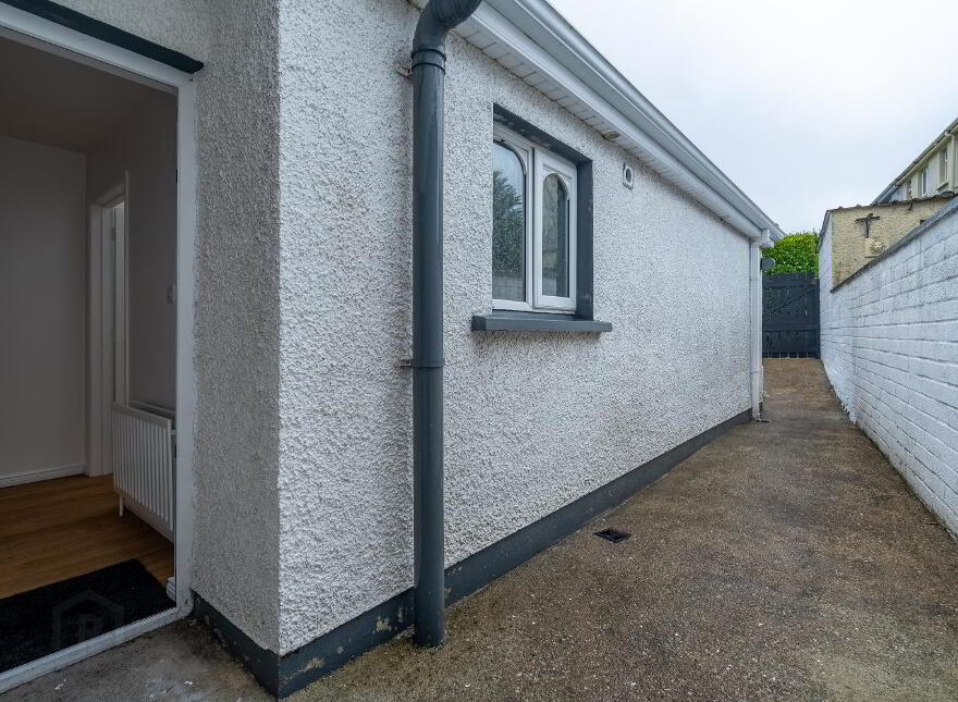 25 Melmount Villas, Strabane, BT82 9BW
