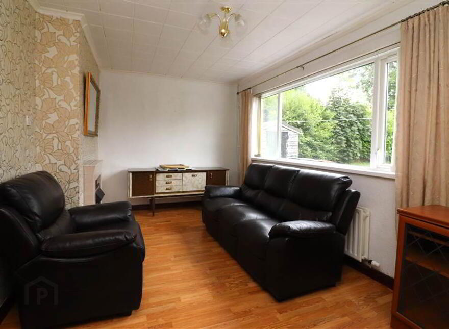 35 Donard Drive, Tonagh, Lisburn, BT28 1UU