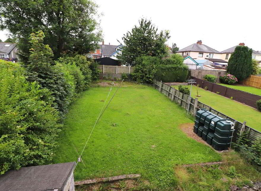 35 Donard Drive, Tonagh, Lisburn, BT28 1UU