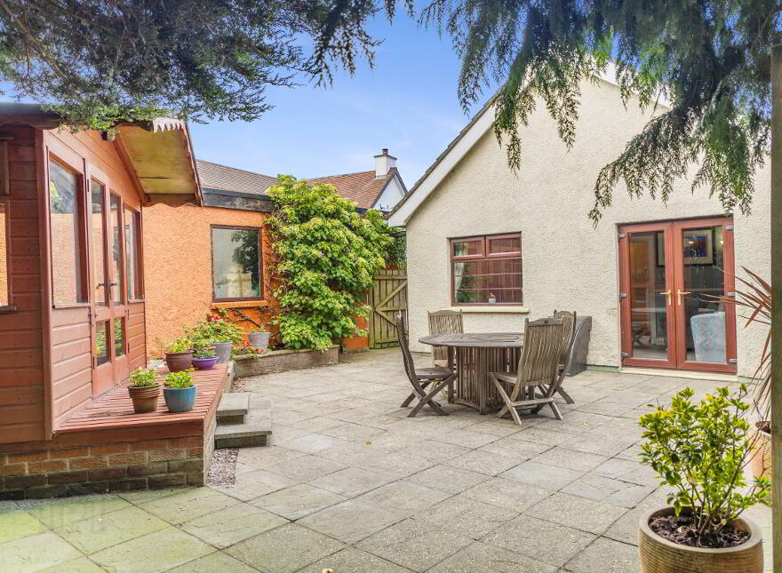 8 Old Grange Avenue, Ballymena, BT42 2EA