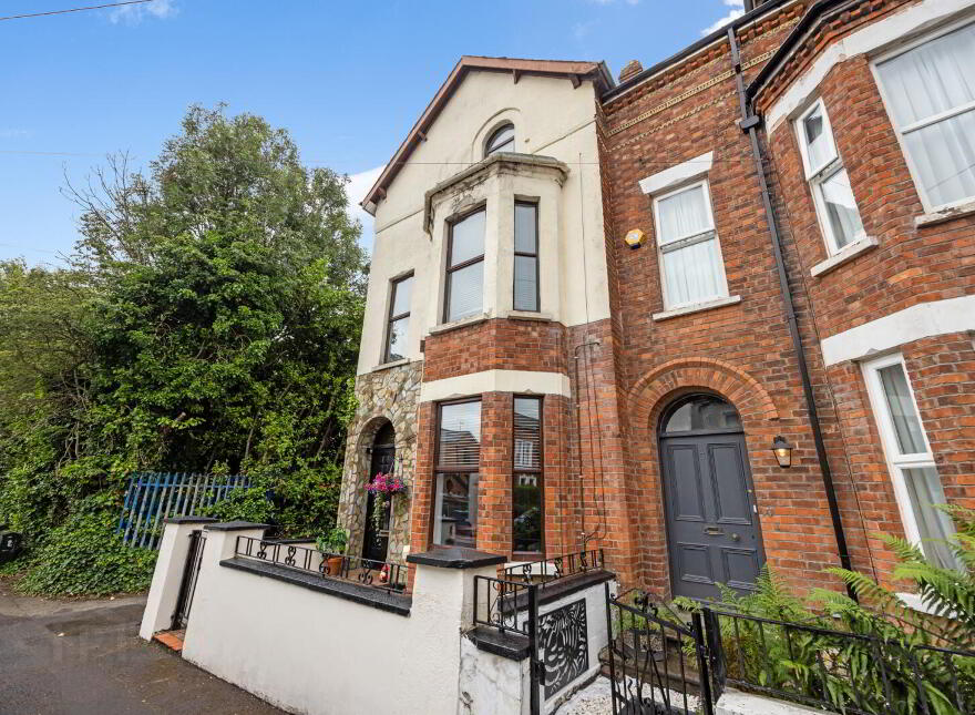 1 Chichester Avenue, Belfast, BT15 5EH