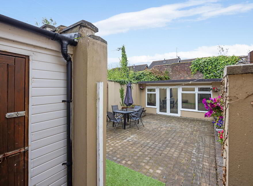 1 Chichester Avenue, Belfast, BT15 5EH