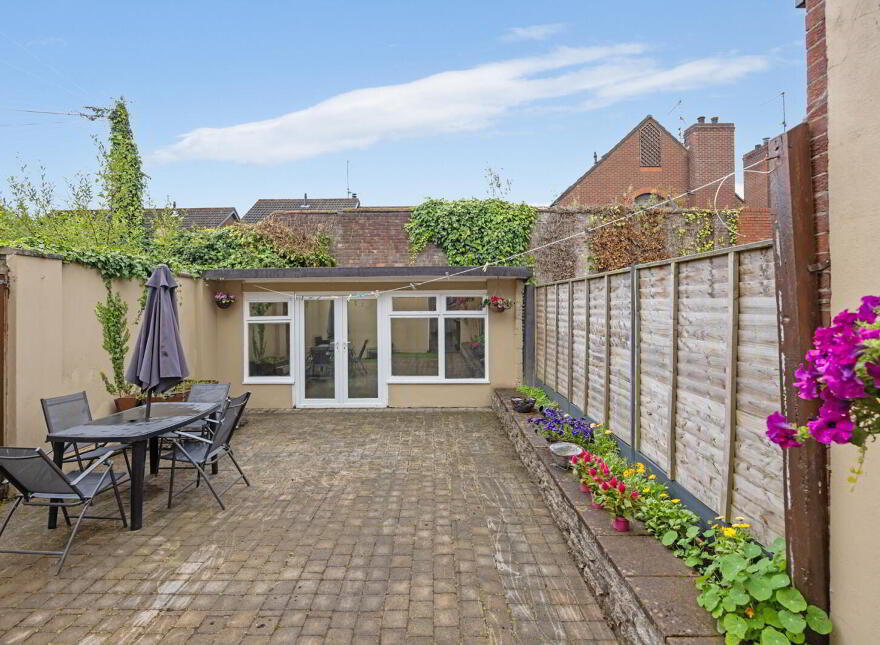 1 Chichester Avenue, Belfast, BT15 5EH