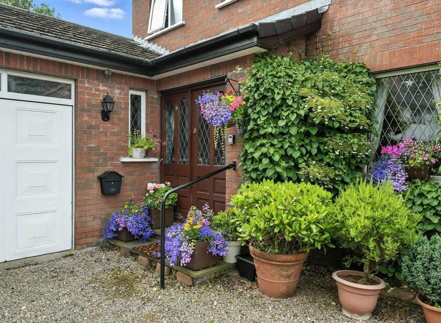 39 Church Avenue, Dunmurry, Belfast, BT17 9RS