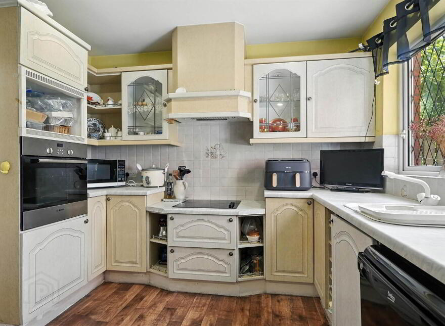 39 Church Avenue, Dunmurry, Belfast, BT17 9RS