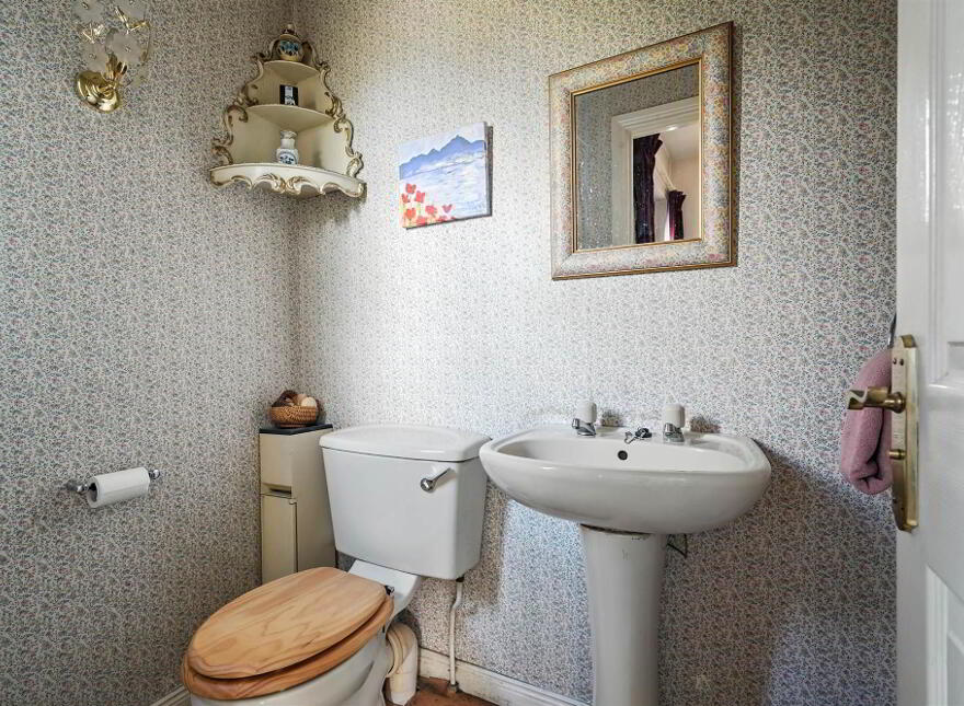 39 Church Avenue, Dunmurry, Belfast, BT17 9RS