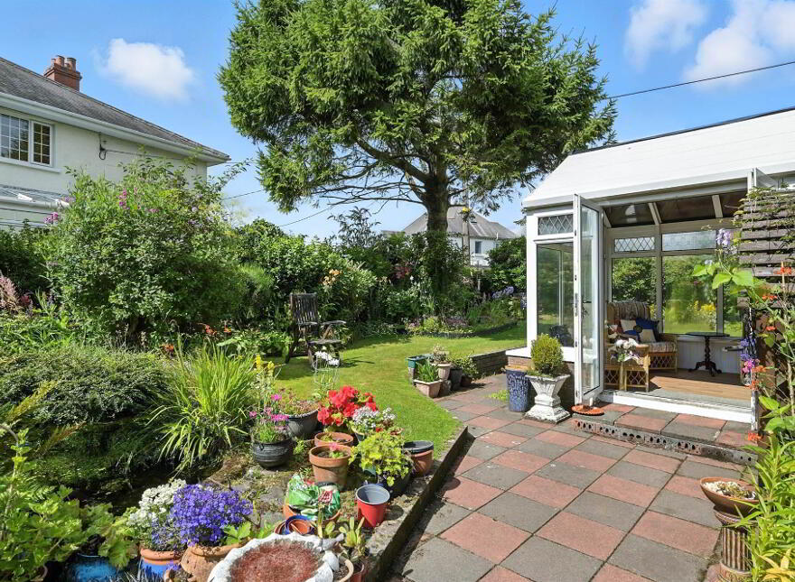 39 Church Avenue, Dunmurry, Belfast, BT17 9RS