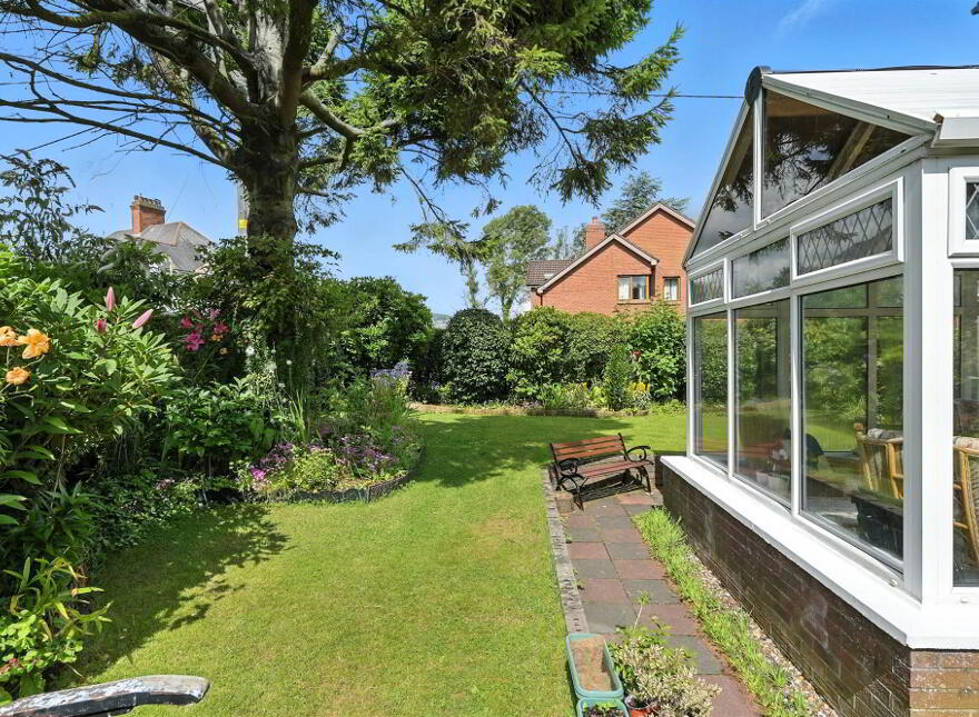39 Church Avenue, Dunmurry, Belfast, BT17 9RS