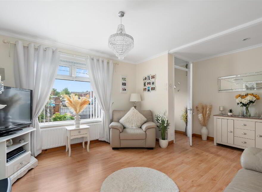 14 Longstone Close, Dundonald, Belfast, BT16 2DY