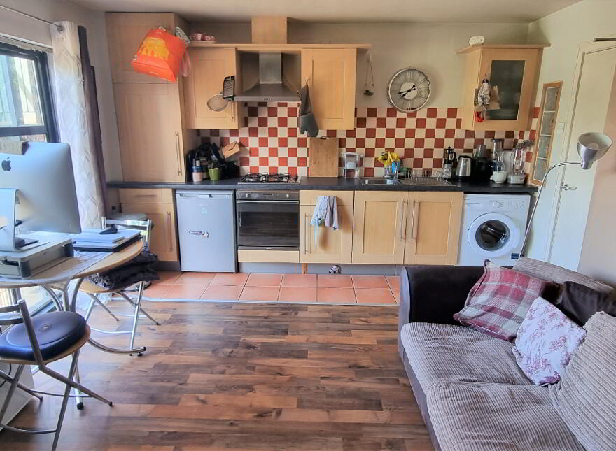 Apt 5, Carolan Place, Belfast, BT7 3LA