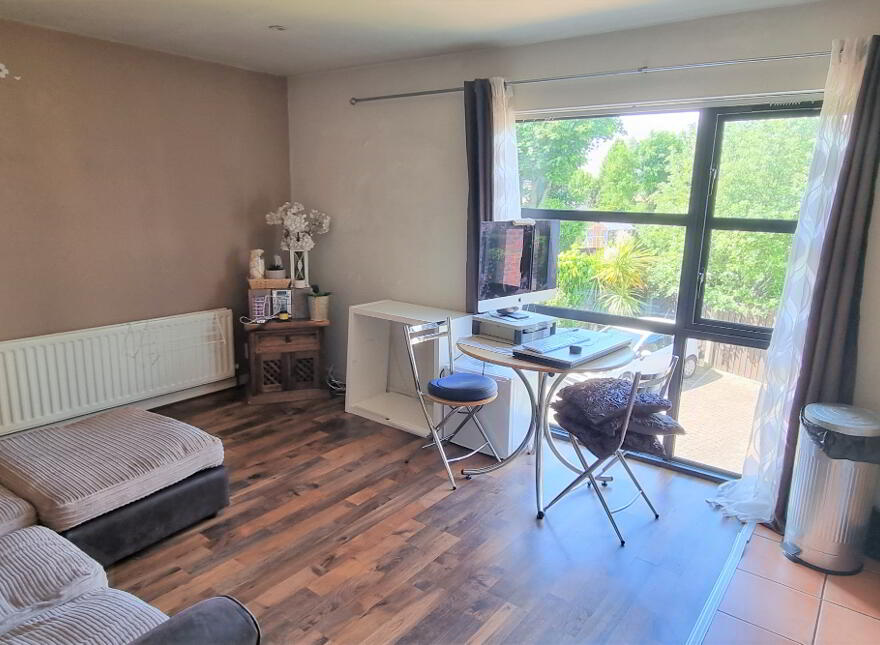 Apt 5, Carolan Place, Belfast, BT7 3LA
