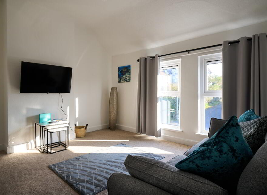 Unit B, 18 BARRVIEW, Dundrum, BT33 0ND