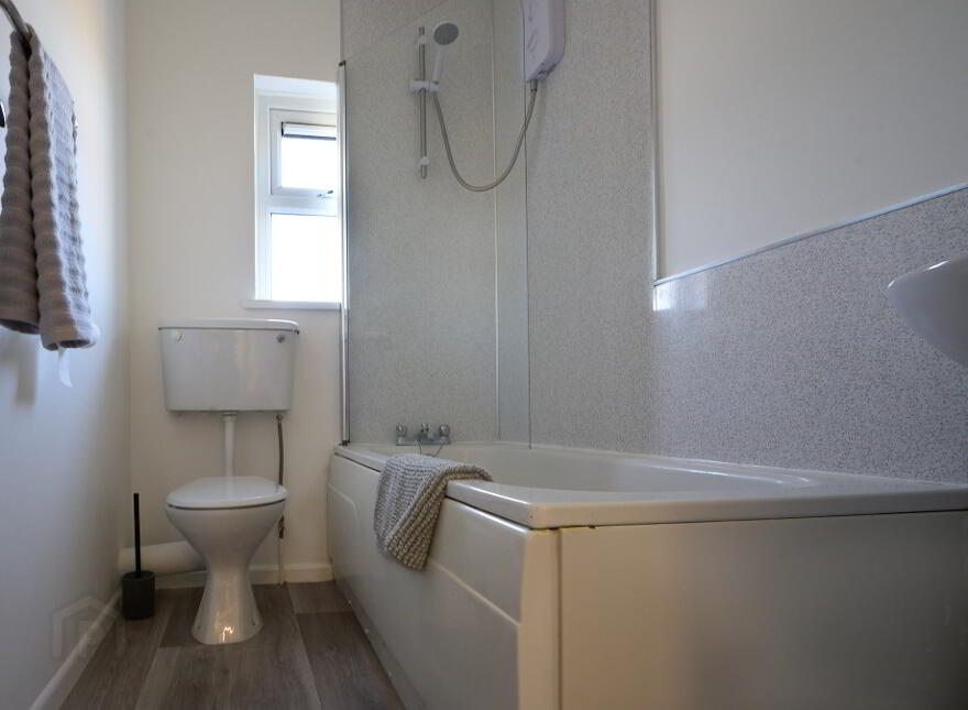 Unit B, 18 BARRVIEW, Dundrum, BT33 0ND