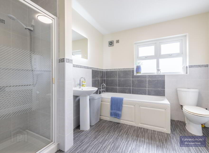 84 Clabby Road, Fivemiletown, BT75 0QY