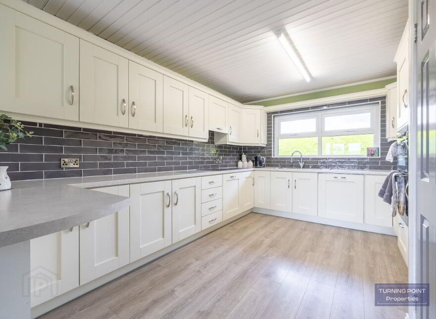 84 Clabby Road, Fivemiletown, BT75 0QY