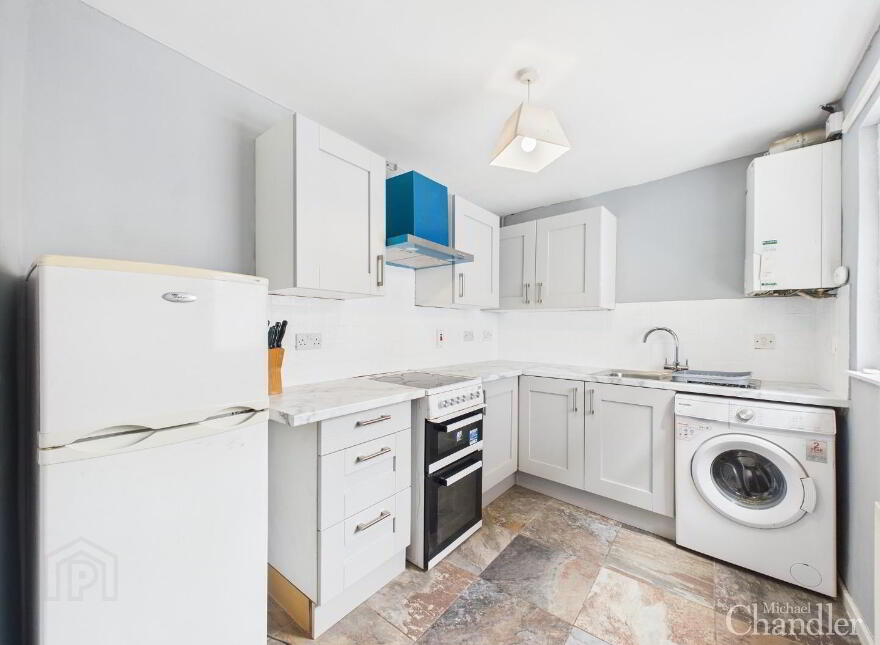 2 Rochester Street, Belfast, BT6 8EU