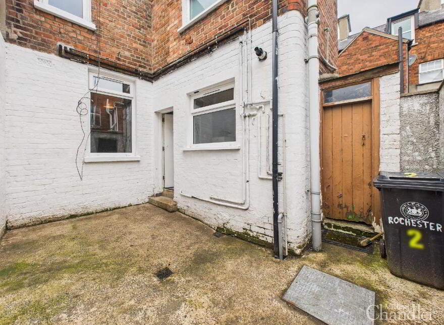 2 Rochester Street, Belfast, BT6 8EU