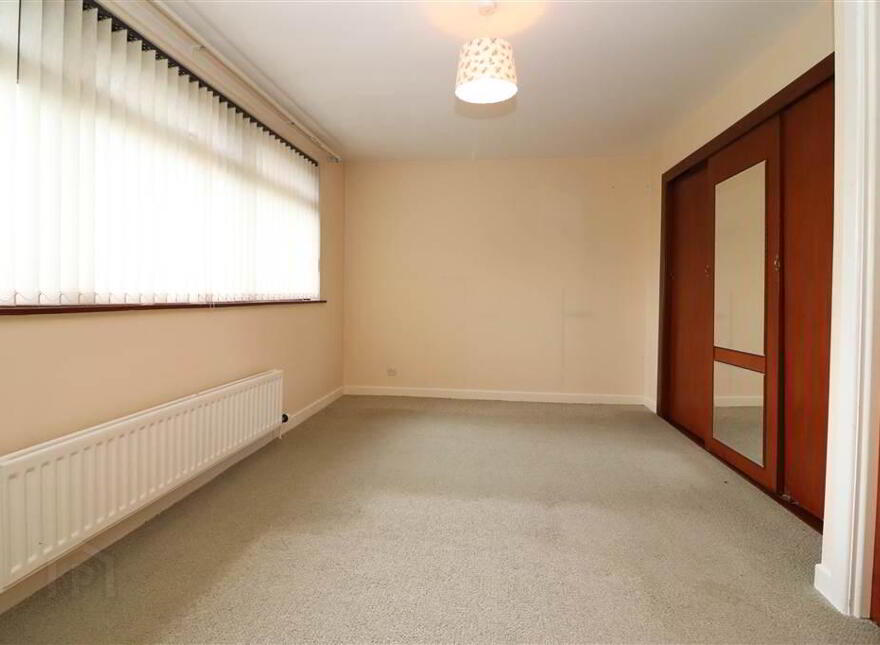 6 Orchard Close, Hillsborough Road, Lisburn, BT28 1LH