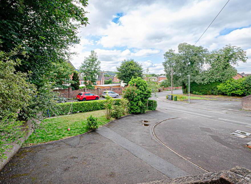 2 Thornhill Grove, Stormont, Belfast, BT5 7BN