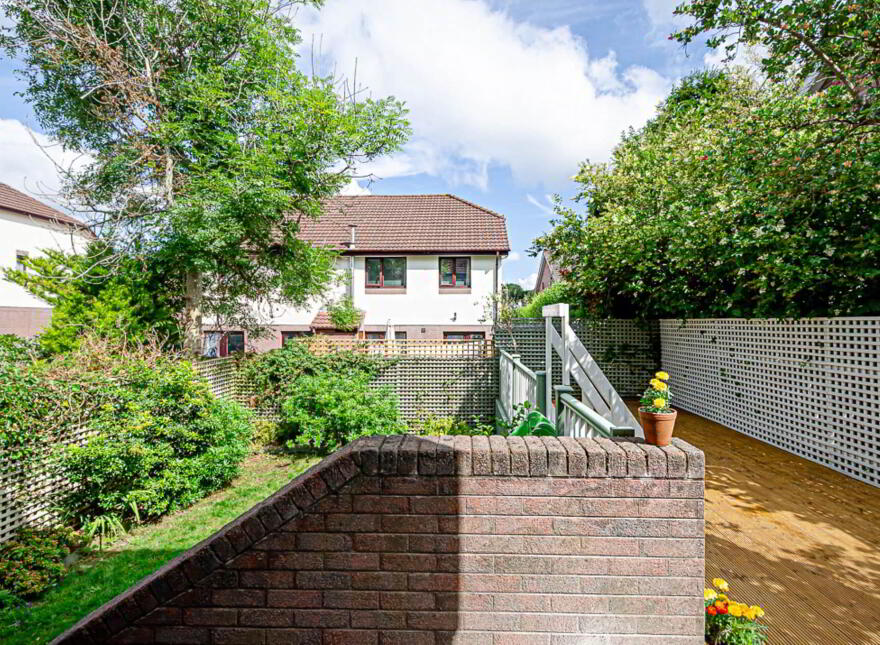 2 Thornhill Grove, Stormont, Belfast, BT5 7BN
