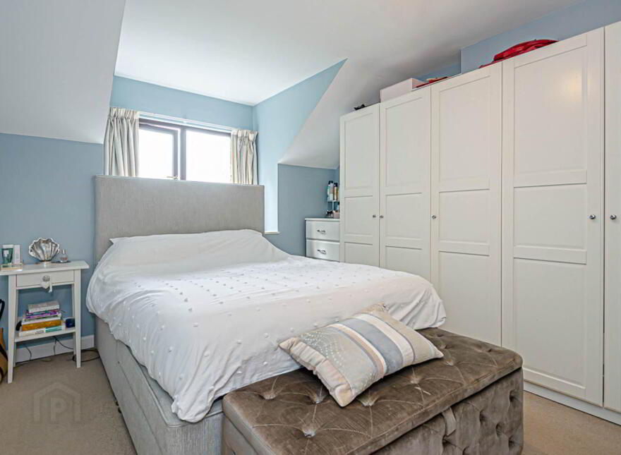 2 Thornhill Grove, Stormont, Belfast, BT5 7BN