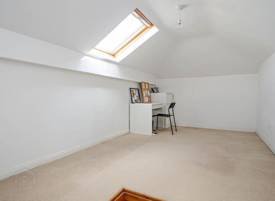 2 Thornhill Grove, Stormont, Belfast, BT5 7BN