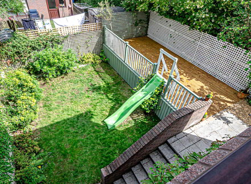 2 Thornhill Grove, Stormont, Belfast, BT5 7BN